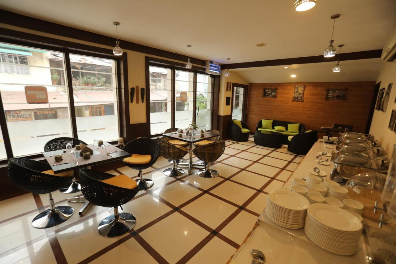 Milestone Inn & Spa Masuri Exterior foto
