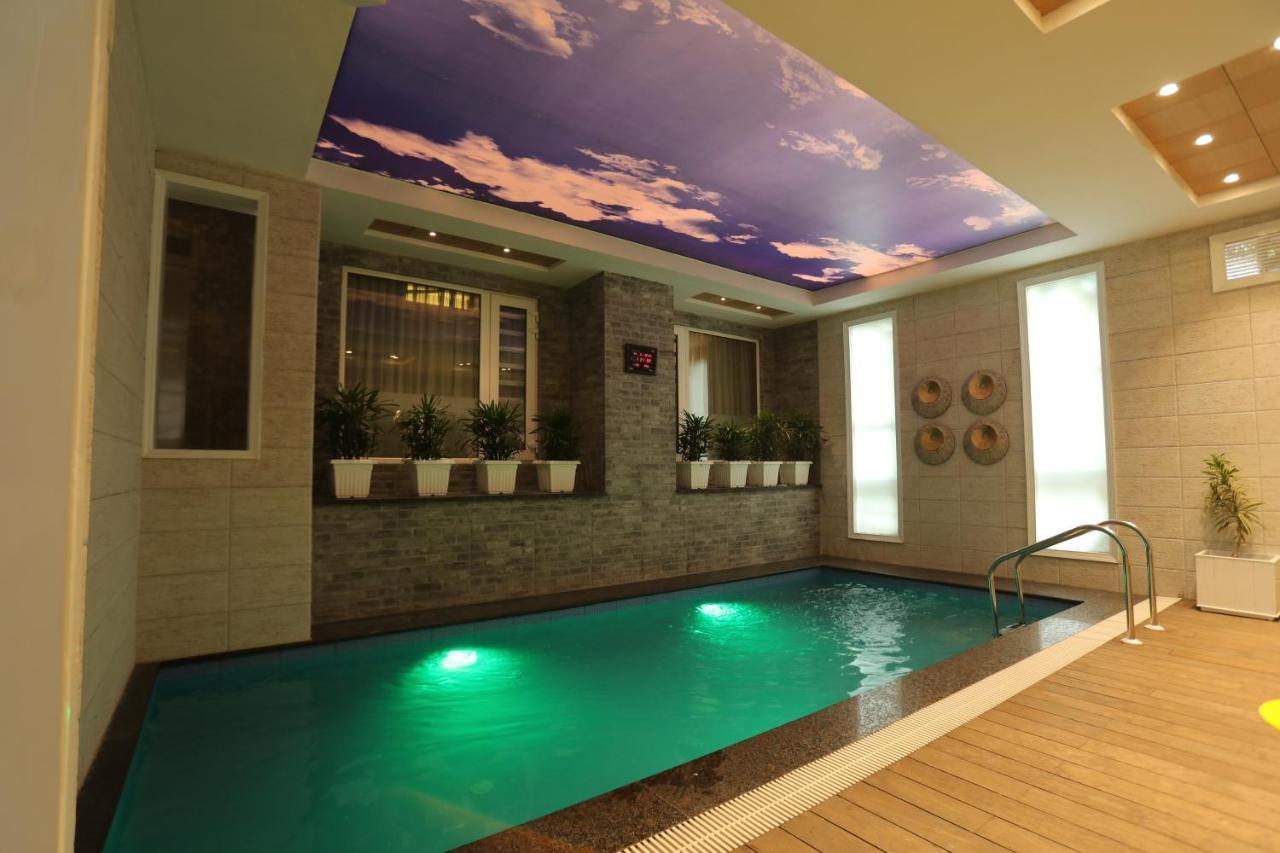 Milestone Inn & Spa Masuri Exterior foto